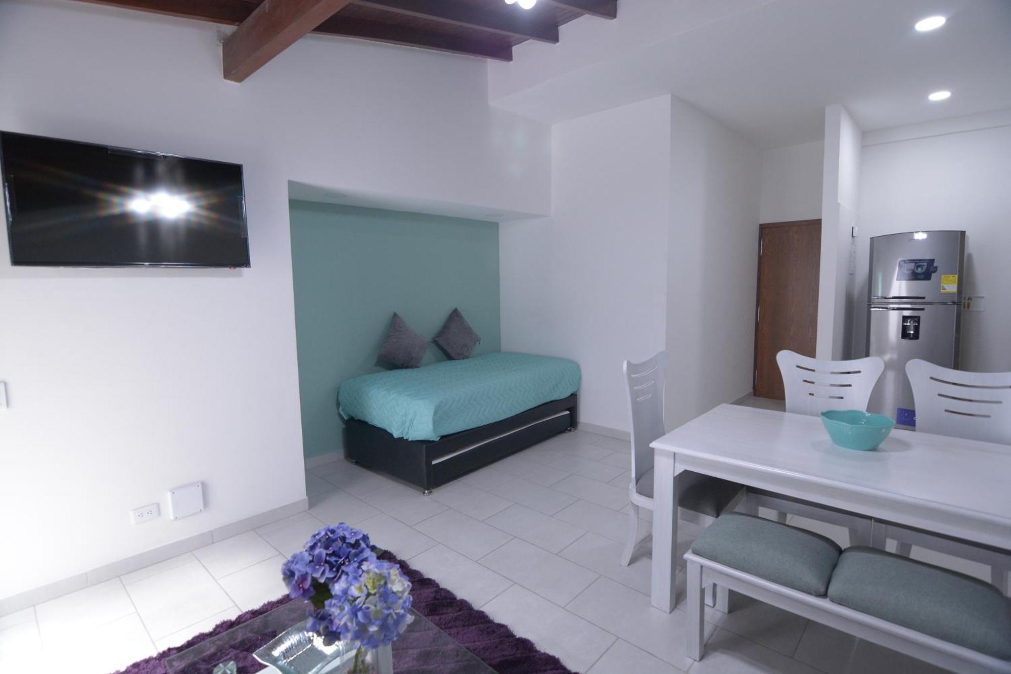 Apartamentos Amoblados Laureles Estadio Medellin Casa Margarita Buitenkant foto